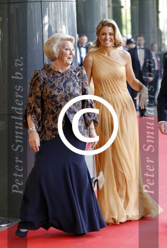 Amsterdam 27 mei 2011
Verjaardagsfeest prinses Maxima vanwege haar 40e verjaardag in het concertgebouw. Aanwezig oa Prins Willem Alexander Koningin Beatrix Prinses Irene Prinses Christina Margriet Pieter v Vollenhoven Prins Friso en mabel Wisse Smit Prins Constantijn en Prinses laurentien Prins Maurits en Marilenen Prins Bernhard en Annette Prins Floris en Aimee  Prins Pieter Christiaan en Anita alsmede haar ouders Jorge Zorrequieta en moder en broer Martin.
Peter Smulders bv