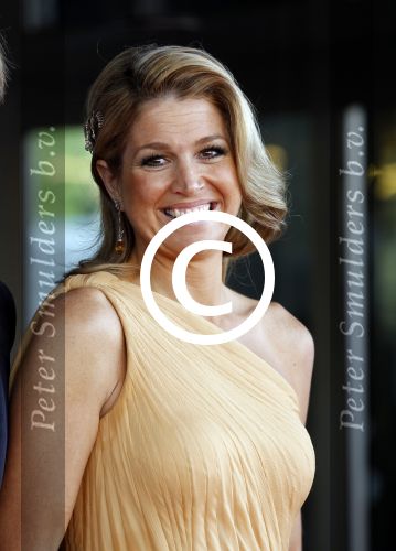 Amsterdam 27 mei 2011
Verjaardagsfeest prinses Maxima vanwege haar 40e verjaardag in het concertgebouw. Aanwezig oa Prins Willem Alexander Koningin Beatrix Prinses Irene Prinses Christina Margriet Pieter v Vollenhoven Prins Friso en mabel Wisse Smit Prins Constantijn en Prinses laurentien Prins Maurits en Marilenen Prins Bernhard en Annette Prins Floris en Aimee  Prins Pieter Christiaan en Anita alsmede haar ouders Jorge Zorrequieta en moder en broer Martin.
Peter Smulders bv