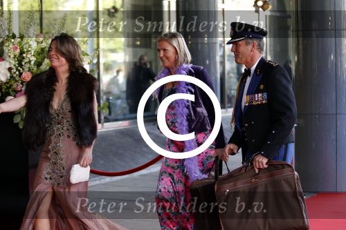 Amsterdam 27 mei 2011
Verjaardagsfeest prinses Maxima vanwege haar 40e verjaardag in het concertgebouw. Aanwezig oa Prins Willem Alexander Koningin Beatrix Prinses Irene Prinses Christina Margriet Pieter v Vollenhoven Prins Friso en mabel Wisse Smit Prins Constantijn en Prinses laurentien Prins Maurits en Marilenen Prins Bernhard en Annette Prins Floris en Aimee  Prins Pieter Christiaan en Anita alsmede haar ouders Jorge Zorrequieta en moder en broer Martin.
Peter Smulders bv