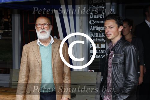 Amsterdam, 16 Mei 2011
Uitreiking boek HIT Stroy van fotograaf William Rutten en Cors van den Berg
Pierre Kartner met Baas B ( Bart Zeilstra )
Foto Peter Smulders BV