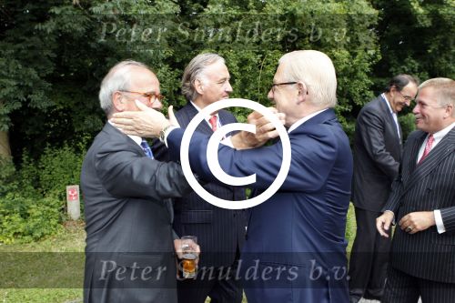 Breukelen 15 juni 2011
Haringparty op Neyenrode. Pieter v Vollenhoven
Peter Smulders bv