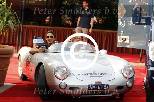 Brescia Mille Miglia 2011
Prins Bernhard Jr. met zijn broer Prins Maurits
Foto Peter Smulders BV