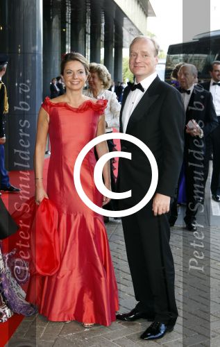 Amsterdam 27 mei 2011
Verjaardagsfeest prinses Maxima vanwege haar 40e verjaardag in het concertgebouw. Aanwezig oa Prins Willem Alexander Koningin Beatrix Prinses Irene Prinses Christina Margriet Pieter v Vollenhoven Prins Friso en mabel Wisse Smit Prins Constantijn en Prinses laurentien Prins Maurits en Marilenen Prins Bernhard en Annette Prins Floris en Aimee  Prins Pieter Christiaan en Anita alsmede haar ouders Jorge Zorrequieta en moder en broer Martin. Prins Carlos met zijn vrouw
Peter Smulders bv