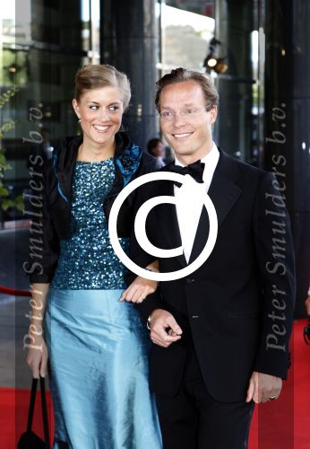 Amsterdam 27 mei 2011
Verjaardagsfeest prinses Maxima vanwege haar 40e verjaardag in het concertgebouw. Aanwezig oa Prins Willem Alexander Koningin Beatrix Prinses Irene Prinses Christina Margriet Pieter v Vollenhoven Prins Friso en mabel Wisse Smit Prins Constantijn en Prinses laurentien Prins Maurits en Marilenen Prins Bernhard en Annette Prins Floris en Aimee  Prins Pieter Christiaan en Anita alsmede haar ouders Jorge Zorrequieta en moder en broer Martin. Prins Jaime met vriendin
Peter Smulders bv