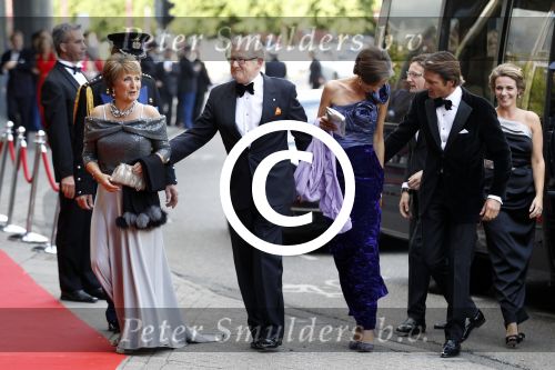 Amsterdam 27 mei 2011
Verjaardagsfeest prinses Maxima vanwege haar 40e verjaardag in het concertgebouw. Aanwezig oa Prins Willem Alexander Koningin Beatrix Prinses Irene Prinses Christina Margriet Pieter v Vollenhoven Prins Friso en mabel Wisse Smit Prins Constantijn en Prinses laurentien Prins Maurits en Marilenen Prins Bernhard en Annette Prins Floris en Aimee  Prins Pieter Christiaan en Anita alsmede haar ouders Jorge Zorrequieta en moder en broer Martin.
Peter Smulders bv