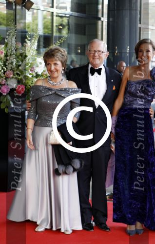 Amsterdam 27 mei 2011
Verjaardagsfeest prinses Maxima vanwege haar 40e verjaardag in het concertgebouw. Aanwezig oa Prins Willem Alexander Koningin Beatrix Prinses Irene Prinses Christina Margriet Pieter v Vollenhoven Prins Friso en mabel Wisse Smit Prins Constantijn en Prinses laurentien Prins Maurits en Marilenen Prins Bernhard en Annette Prins Floris en Aimee  Prins Pieter Christiaan en Anita alsmede haar ouders Jorge Zorrequieta en moder en broer Martin.
Peter Smulders bv