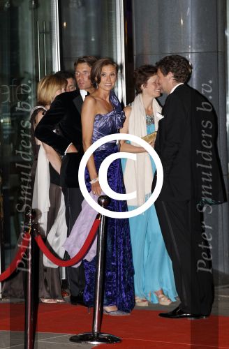 Amsterdam 27 mei 2011
Verjaardagsfeest prinses Maxima vanwege haar 40e verjaardag in het concertgebouw. Aanwezig oa Prins Willem Alexander Koningin Beatrix Prinses Irene Prinses Christina Margriet Pieter v Vollenhoven Prins Friso en mabel Wisse Smit Prins Constantijn en Prinses laurentien Prins Maurits en Marilenen Prins Bernhard en Annette Prins Floris en Aimee  Prins Pieter Christiaan en Anita alsmede haar ouders Jorge Zorrequieta en moder en broer Martin. Prins maurits en Prinses Marilene
Peter Smulders bv
