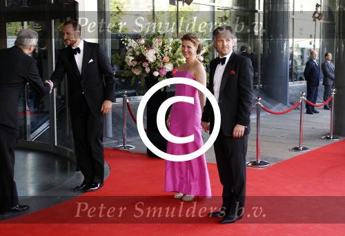 Amsterdam 27 mei 2011
Verjaardagsfeest prinses Maxima vanwege haar 40e verjaardag in het concertgebouw. Aanwezig oa Prins Willem Alexander Koningin Beatrix Prinses Irene Prinses Christina Margriet Pieter v Vollenhoven Prins Friso en mabel Wisse Smit Prins Constantijn en Prinses laurentien Prins Maurits en Marilenen Prins Bernhard en Annette Prins Floris en Aimee  Prins Pieter Christiaan en Anita alsmede haar ouders Jorge Zorrequieta en moder en broer Martin. prinses Martha Louise met man en broer Haakon
Peter Smulders bv