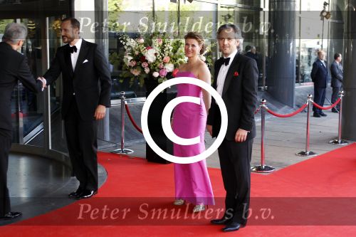 Amsterdam 27 mei 2011
Verjaardagsfeest prinses Maxima vanwege haar 40e verjaardag in het concertgebouw. Aanwezig oa Prins Willem Alexander Koningin Beatrix Prinses Irene Prinses Christina Margriet Pieter v Vollenhoven Prins Friso en mabel Wisse Smit Prins Constantijn en Prinses laurentien Prins Maurits en Marilenen Prins Bernhard en Annette Prins Floris en Aimee  Prins Pieter Christiaan en Anita alsmede haar ouders Jorge Zorrequieta en moder en broer Martin. prinses Martha Louise met man en broer Haakon
Peter Smulders bv