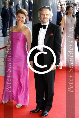 Amsterdam 27 mei 2011
Verjaardagsfeest prinses Maxima vanwege haar 40e verjaardag in het concertgebouw. Aanwezig oa Prins Willem Alexander Koningin Beatrix Prinses Irene Prinses Christina Margriet Pieter v Vollenhoven Prins Friso en mabel Wisse Smit Prins Constantijn en Prinses laurentien Prins Maurits en Marilenen Prins Bernhard en Annette Prins Floris en Aimee  Prins Pieter Christiaan en Anita alsmede haar ouders Jorge Zorrequieta en moder en broer Martin. prinses Martha Louis e met man en broer Haakon
Peter Smulders bv