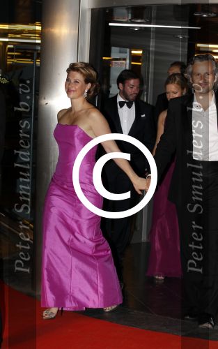 Amsterdam 27 mei 2011
Verjaardagsfeest prinses Maxima vanwege haar 40e verjaardag in het concertgebouw. Aanwezig oa Prins Willem Alexander Koningin Beatrix Prinses Irene Prinses Christina Margriet Pieter v Vollenhoven Prins Friso en mabel Wisse Smit Prins Constantijn en Prinses laurentien Prins Maurits en Marilenen Prins Bernhard en Annette Prins Floris en Aimee  Prins Pieter Christiaan en Anita alsmede haar ouders Jorge Zorrequieta en moder en broer Martin. prinses Martha Louise met man en broer Haakon
Peter Smulders bv