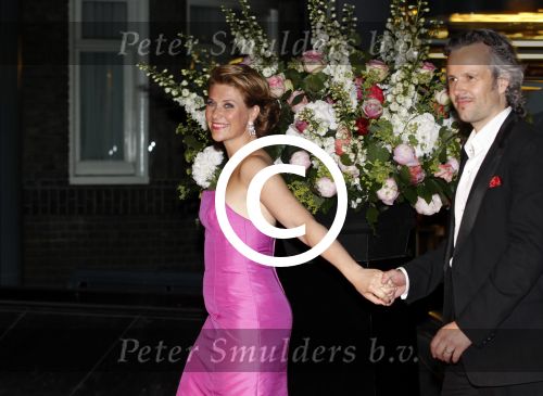 Amsterdam 27 mei 2011
Verjaardagsfeest prinses Maxima vanwege haar 40e verjaardag in het concertgebouw. Aanwezig oa Prins Willem Alexander Koningin Beatrix Prinses Irene Prinses Christina Margriet Pieter v Vollenhoven Prins Friso en mabel Wisse Smit Prins Constantijn en Prinses laurentien Prins Maurits en Marilenen Prins Bernhard en Annette Prins Floris en Aimee  Prins Pieter Christiaan en Anita alsmede haar ouders Jorge Zorrequieta en moder en broer Martin. prinses Martha Louise met man en broer Haakon
Peter Smulders bv