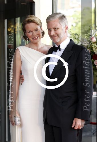 Amsterdam 27 mei 2011
Verjaardagsfeest prinses Maxima vanwege haar 40e verjaardag in het concertgebouw. Aanwezig oa Prins Willem Alexander Koningin Beatrix Prinses Irene Prinses Christina Margriet Pieter v Vollenhoven Prins Friso en mabel Wisse Smit Prins Constantijn en Prinses laurentien Prins Maurits en Marilenen Prins Bernhard en Annette Prins Floris en Aimee  Prins Pieter Christiaan en Anita alsmede haar ouders Jorge Zorrequieta en moder en broer Martin. Prins Filip van Blgie met zijn vrouw Prinses Mathilde
Peter Smulders bv