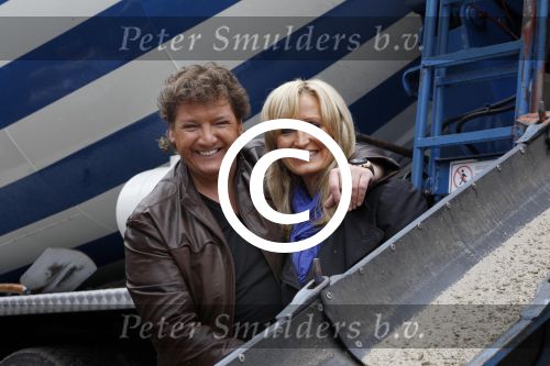 Mierlo, 16 Juni 2011
Stichting Heppie bouwt nieuw hotel samen met Rene Froger en Natasja Froger
bij t Wolfsven in Mierlo
Foto Peter Smulders BV
