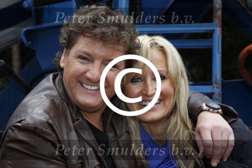 Mierlo, 16 Juni 2011
Stichting Heppie bouwt nieuw hotel samen met Rene Froger en Natasja Froger
bij t Wolfsven in Mierlo
Foto Peter Smulders BV