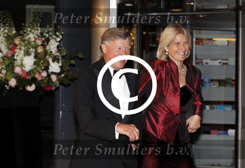 Amsterdam 27 mei 2011
Verjaardagsfeest prinses Maxima vanwege haar 40e verjaardag in het concertgebouw. Aanwezig oa Prins Willem Alexander Koningin Beatrix Prinses Irene Prinses Christina Margriet Pieter v Vollenhoven Prins Friso en mabel Wisse Smit Prins Constantijn en Prinses laurentien Prins Maurits en Marilenen Prins Bernhard en Annette Prins Floris en Aimee  Prins Pieter Christiaan en Anita alsmede haar ouders Jorge Zorrequieta en moder en broer Martin. Rijkman Groenink met vrouw
Peter Smulders bv