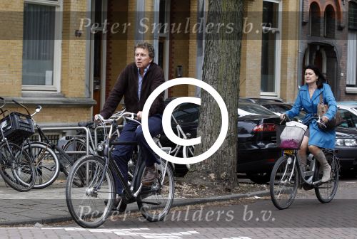 Amsterdam 19 mei 2011
Robert en Roos ten Brink op de fiets.
Peter Smulders bv