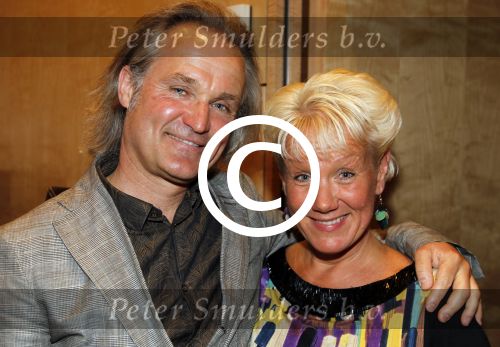 Amsterdam 17 april 2011
Sheila de Vries krijgt uit handen van burgemeester Eberhard v d Laan een koninklijke onderscheiding op haar feestje in het hilton. 
Ronald Jan Heijn met vriendin 
Peter Smulders bv