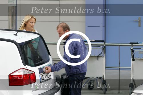 Ibiza 1 en 2 juni 2001
Diversen Bn ers vieren vakantie op ibiza. Sjimmy Bruijninckx met man
Peter Smulders bv