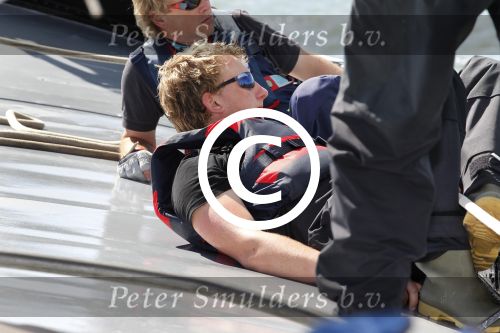 Lemmer, 4 Juli 2011
De SKS skutsjes zijn samen met de skutsjes uit de A-klasse van de IFKS ingedeeld in Klasse 1 Als fotograaf aan boord van de STRIIDBER met schipper Siebo Zijsling | uit Ijlst
Foto Peter Smulders BVâ€¨ (2-2-7)