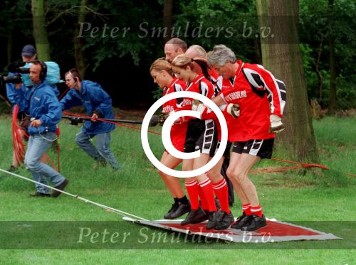 Sterrenslag venlo. 5-6-1998
Het team van Amsterdam in aktie
pag 2 Vuurwerk