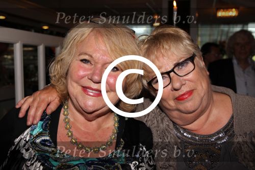 Oudendijk, 13 Mei 2011
Imca Marina 70 jaar en een groot feest
Tineke de Nooij met haar zus Astrid de Nooij
Foto Peter Smulders BV