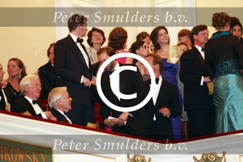 Amsterdam 27 mei 2011
Verjaardagsfeest prinses Maxima vanwege haar 40e verjaardag in het concertgebouw. Aanwezig oa Prins Willem Alexander Koningin Beatrix Prinses Irene Prinses Christina Margriet Pieter v Vollenhoven Prins Friso en mabel Wisse Smit Prins Constantijn en Prinses laurentien Prins Maurits en Marilenen Prins Bernhard en Annette Prins Floris en Aimee  Prins Pieter Christiaan en Anita alsmede haar ouders Jorge Zorrequieta en moder en broer Martin. Tjalling ten Cate
Peter Smulders bv