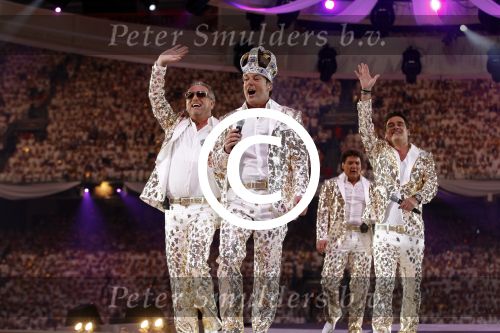 Amsterdam 28 mei 2011
Toppers in concert in de arena met Rene Froger Gerard Joling Gordon en Jeroen v d Boom.
Peter Smulders bv