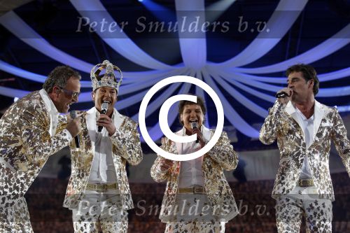 Amsterdam 28 mei 2011
Toppers in concert in de arena met Rene Froger Gerard Joling Gordon en Jeroen v d Boom.
Peter Smulders bv