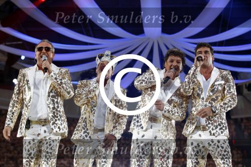 Amsterdam 28 mei 2011
Toppers in concert in de arena met Rene Froger Gerard Joling Gordon en Jeroen v d Boom.
Peter Smulders bv