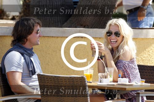 ibiza 6 juni 2011
Vivian Reys met haar nieuwe spaanse vriend Matias.
Peter Smulders bv