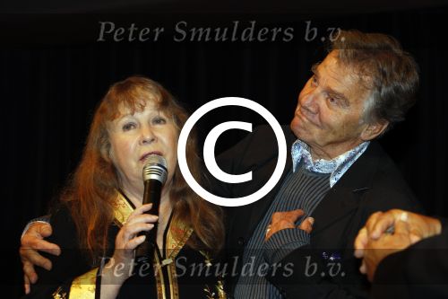 Hilversum 18 mei 2011
Presentatie dvd Oebele bij beeld en geluid met oa aanwezig Willem Nijholt Wieteke v Dort Marjan Berk Han Peekel en Joop Stokkermans
Peter Smulders bv