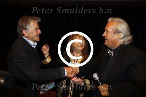 Hilversum 18 mei 2011
Presentatie dvd Oebele bij beeld en geluid met oa aanwezig Willem Nijholt Wieteke v Dort Marjan Berk Han Peekel en Joop Stokkermans
Peter Smulders bv