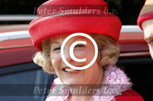 Amstelveen 6 mei 2011
Opnames tv serie over koningin Beatrix met in de hoofdrollen Willeke v Ammelrooy ( Beatrix) Bastiaan Ragas (Prins Willem Alexander) en Katja Herbers (Maxima).
Peter Smulders bv