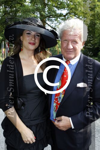 Breukelen 15 juni 2011
Haringparty op Neyenrode. Willibrord Frequin met dochter Barbara
Peter Smulders bv