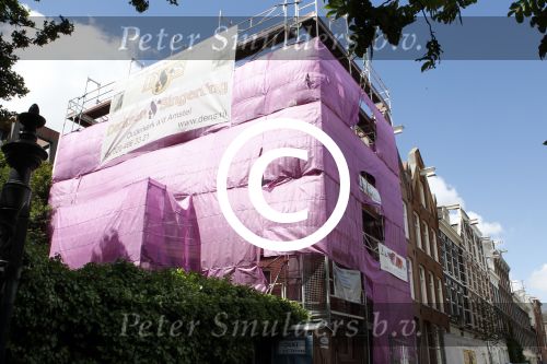 Amsterdam 14 mei 2011
Het nieuwe huis van Youp van t Hek en Debby Petter in de stijgers.
Peter Smulders bv