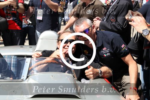 Brescia 16 en 17 mei 2012
State of Art is sponsor van de mille miglia en rijdt met div rijders in hun porsches spyder. Oa Jan Peter Balkenende Koen Wauters en jan Kees de Jager rijden mee. Allard Kalff
Peter Smulders bv
Peter Smulders bv