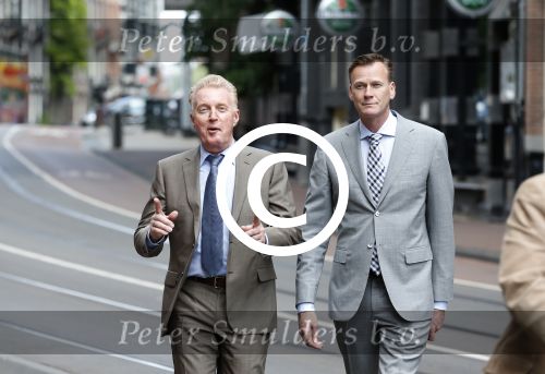 Amsterdam 17 juni 2012
Premiere het geheugen van water in het nieuwe de la mar. Andre v Duin met partner Martin
Peter Smulders bv