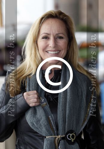 Muiden 11 jjuni 201Angela Groothuizen ontvangt prijs uit handen van Katja Schuurman voor haar inzet in mamacash.
Peter Smulders bv