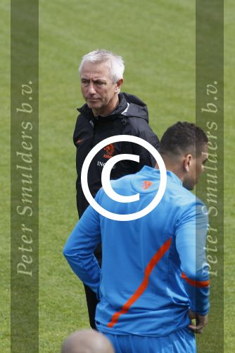 Lausanne, 17 en 18 Mei 2012
Het Nederlands elftal op trainingskamp op weg naar het EK 2012
Bert v Marwijk
Foto Peter Smulders BV