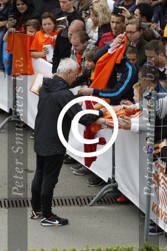 Lausanne, 17 en 18 Mei 2012
Het Nederlands elftal op trainingskamp op weg naar het EK 2012
Bert v Marwijk
Foto Peter Smulders BV