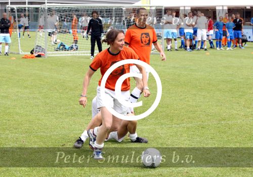 Amsterdam 1 juni 2012
Voetbaltournooi Johan Cruijff foundation in het olympisch stadion .
oa Johan Cruijff John Ewbank Thomas Acda Aron Winter Brian Roy Tonnie Bruins Slot Ronald de Boer William Spaay Najib Amhali Edwin v d Sar Raoul Heertje en Rohan Marley ( zoon Bob Marley) deden mee. Carol tate
Peter Smulders bv