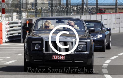 Monaco 7 mei 2012
Connie Breukhoven en Ben Angelier vertrekken met zijn Rolls Royce Cabrio met zijn zoons bij appartement voor zijn 60e verjaardag.
Peter Smulders bv