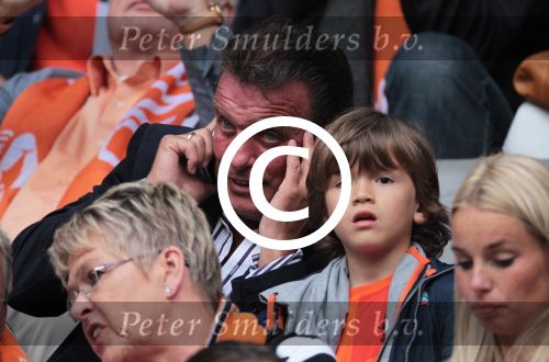 Amsterdam 2 juni 2012
Nederland- Noord ierland 6-0 in de arena. Sylvie Damian en schoonvader Ramon v d Vaart
Peter Smulders bv