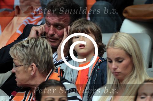 Amsterdam 2 juni 2012
Nederland- Noord ierland 6-0 in de arena. Sylvie Damian en schoonvader Ramon v d Vaart
Peter Smulders bv