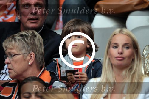 Amsterdam 2 juni 2012
Nederland- Noord ierland 6-0 in de arena. Sylvie Damian en schoonvader Ramon v d Vaart
Peter Smulders bv