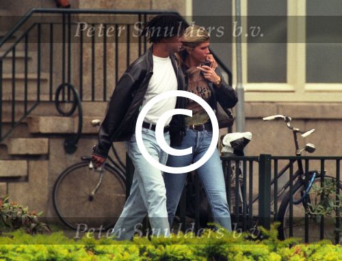 Amsterdam, 20 Juni 1996
De eerste exclusieve foto\'s van Ruud Gullit met zijn nieuwe vriendin Estelle Cruyff (Estelle Gullit}.
Foto Peter Smulders BV