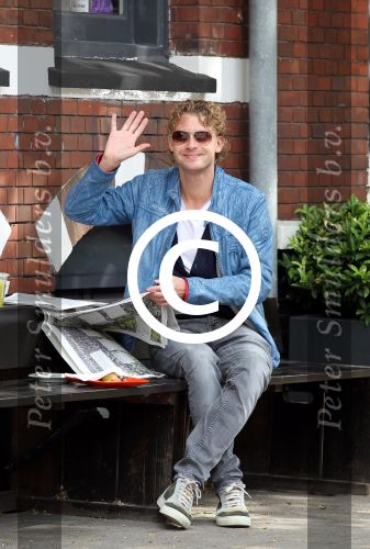 Amsterdam 2 juni 2012
Ewout Genemans op terras.
Peter Smulders bv