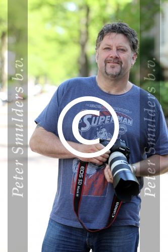 Amsterdam 25 mei 2012
Ferry de Kok met canon camera.
Peter Smulders bv