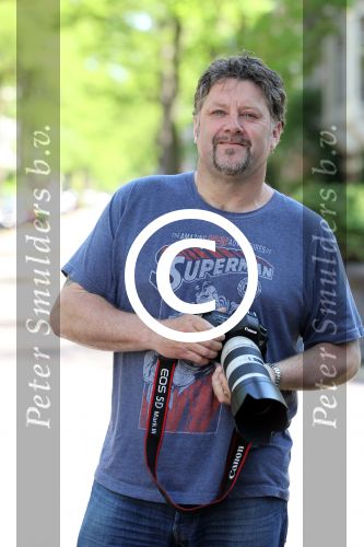Amsterdam 25 mei 2012
Ferry de Kok met canon camera.
Peter Smulders bv